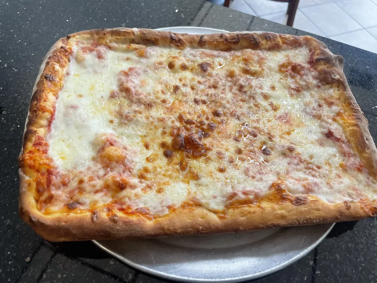 Bert's Pizzeria and Mexican Cuisine, business photo 2
